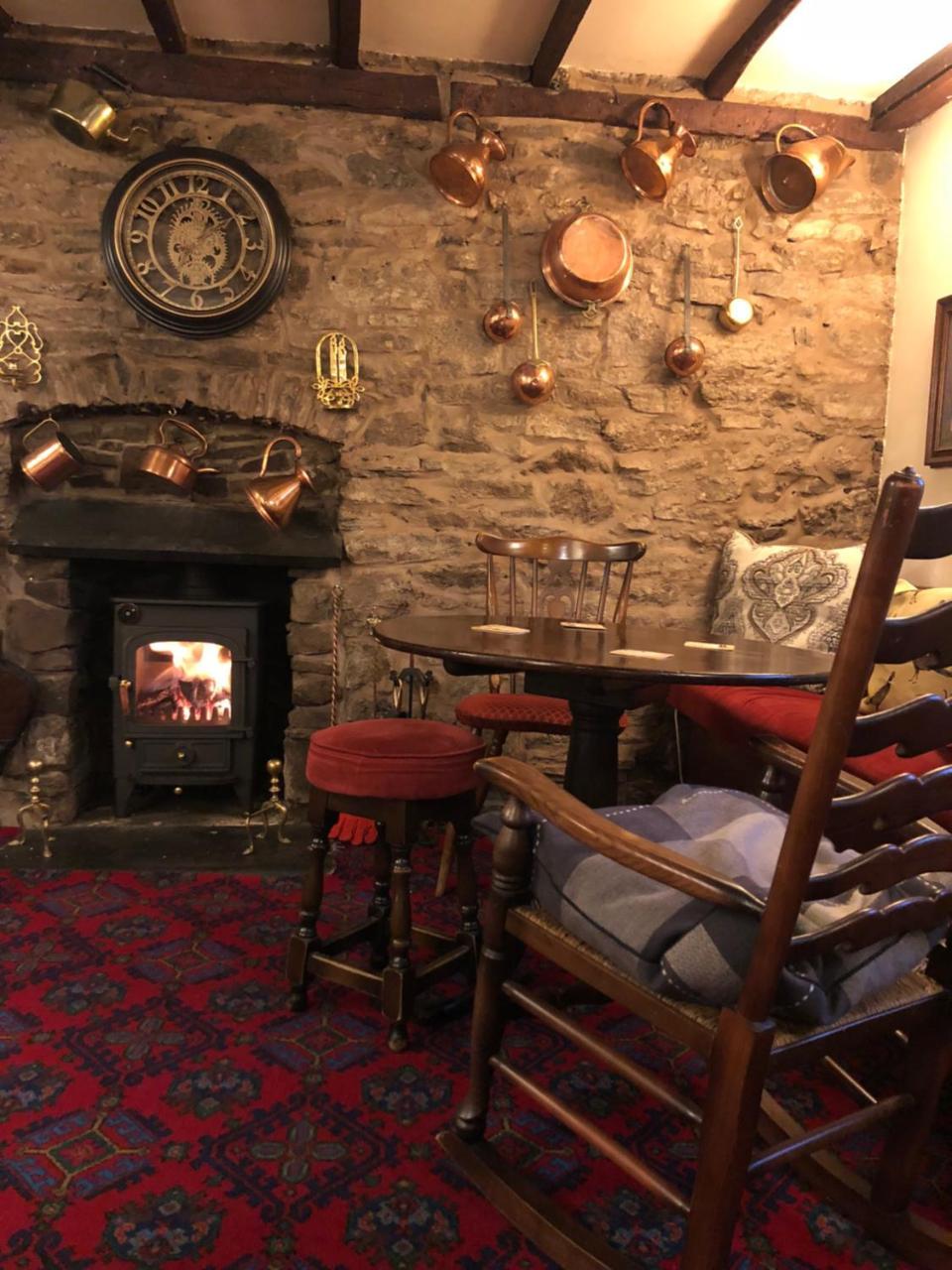 The Crown Inn Wentnor Εξωτερικό φωτογραφία